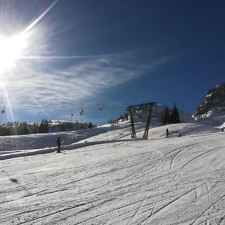 Weitlaner Birgit アパート *