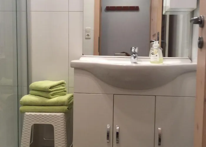 Weitlaner Birgit アパート